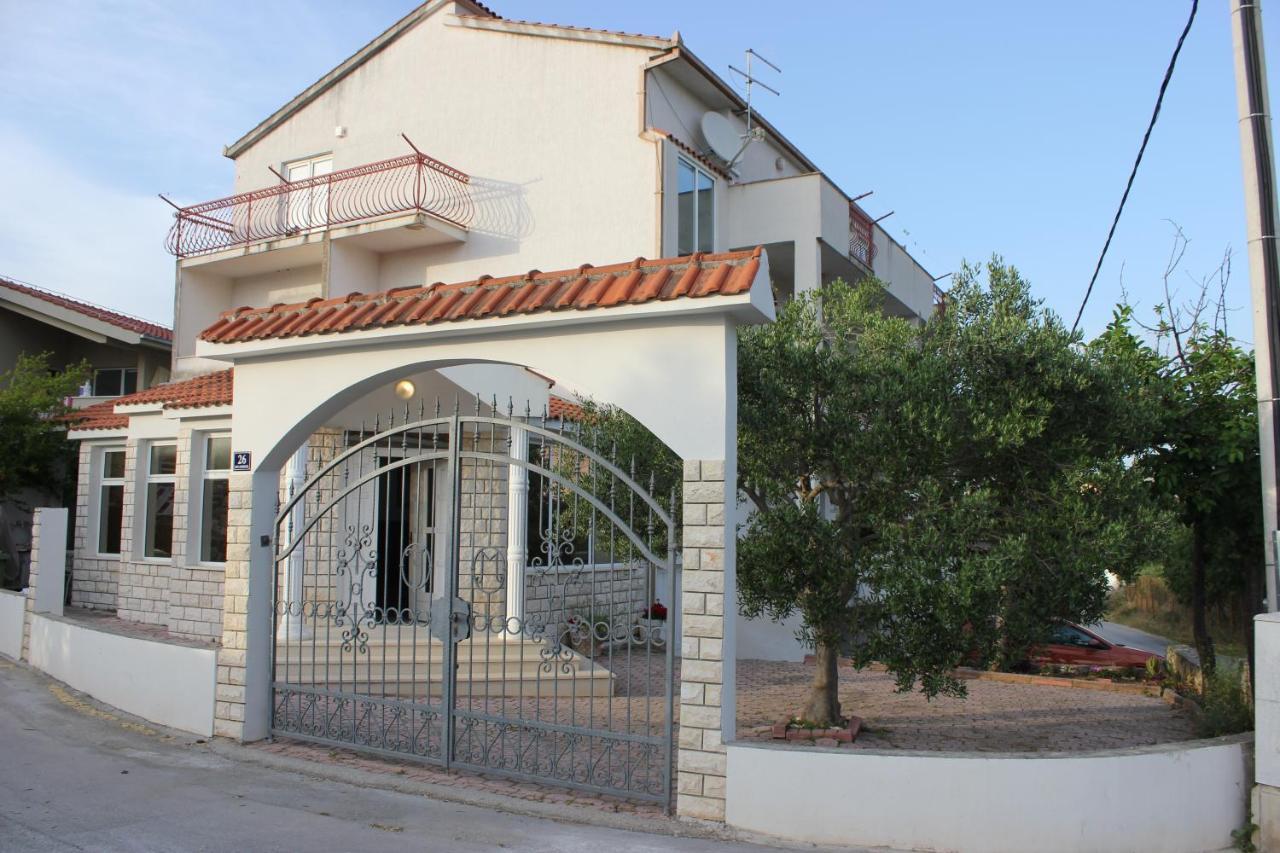 Rooms Slavica Okrug Gornji Exterior photo