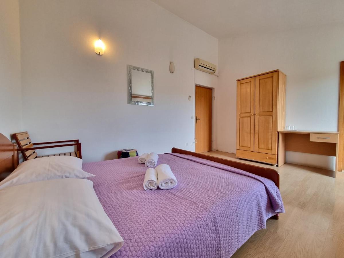 Rooms Slavica Okrug Gornji Exterior photo