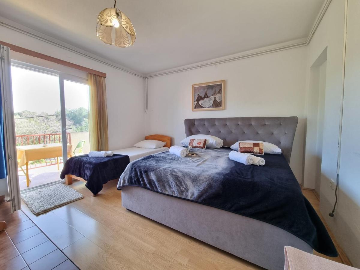 Rooms Slavica Okrug Gornji Exterior photo