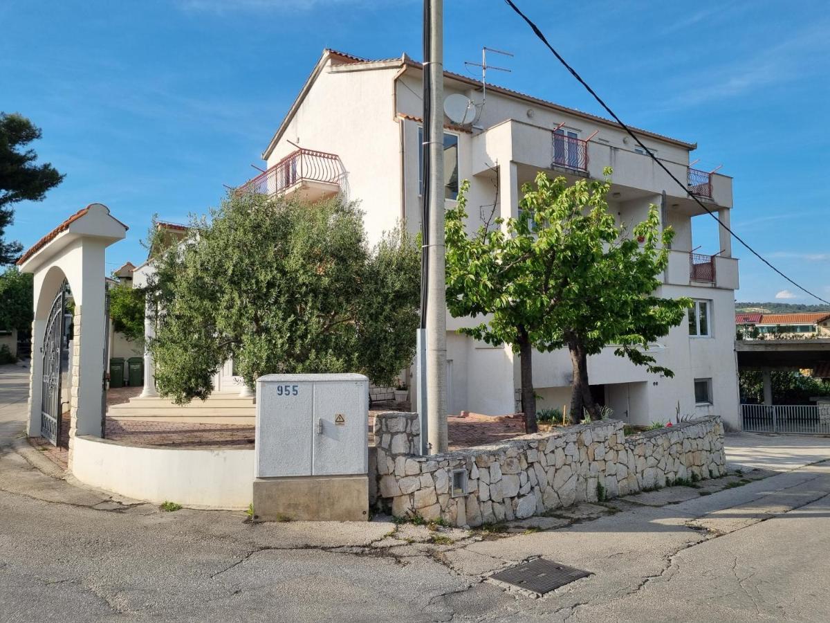 Rooms Slavica Okrug Gornji Exterior photo