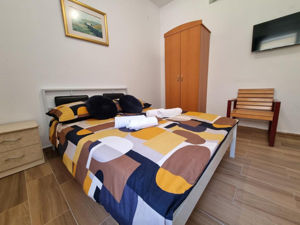 Rooms Slavica Okrug Gornji Exterior photo