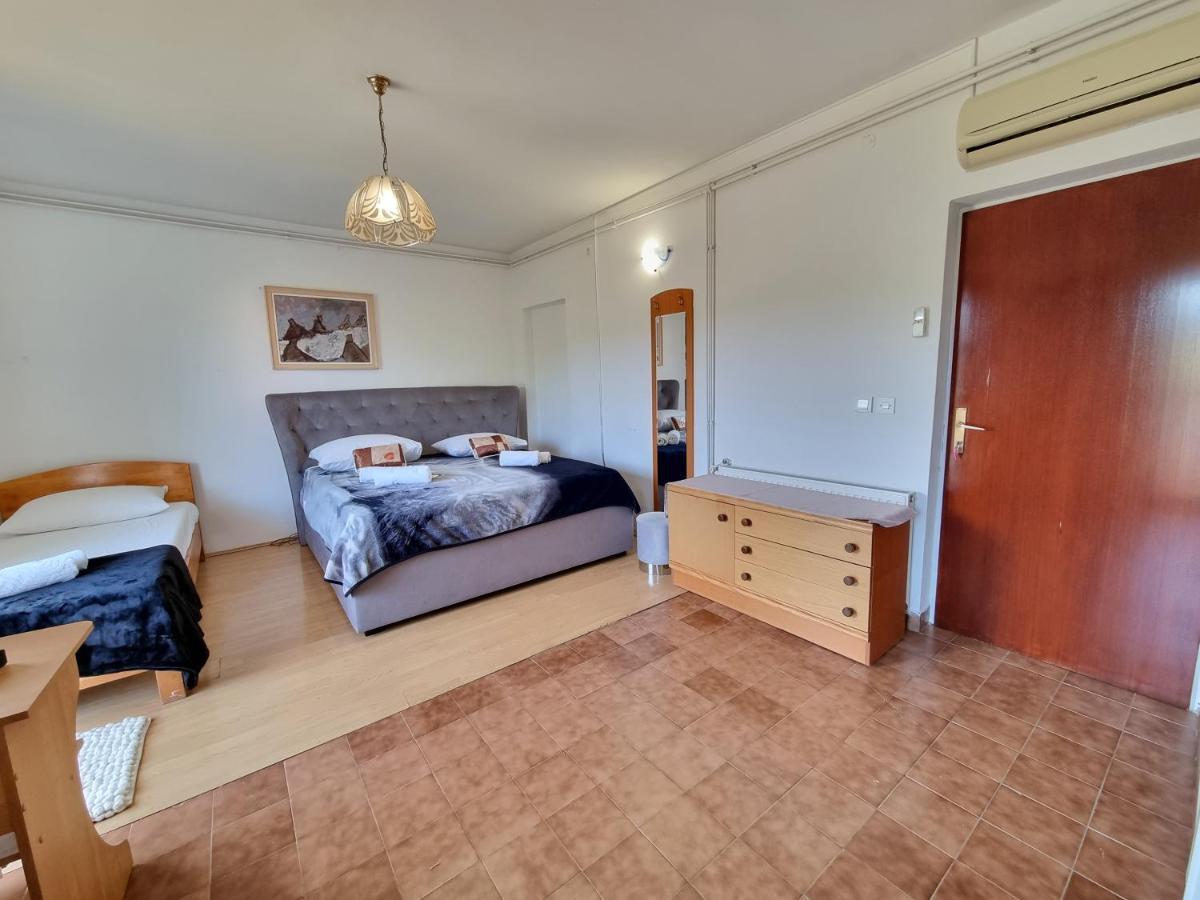 Rooms Slavica Okrug Gornji Exterior photo